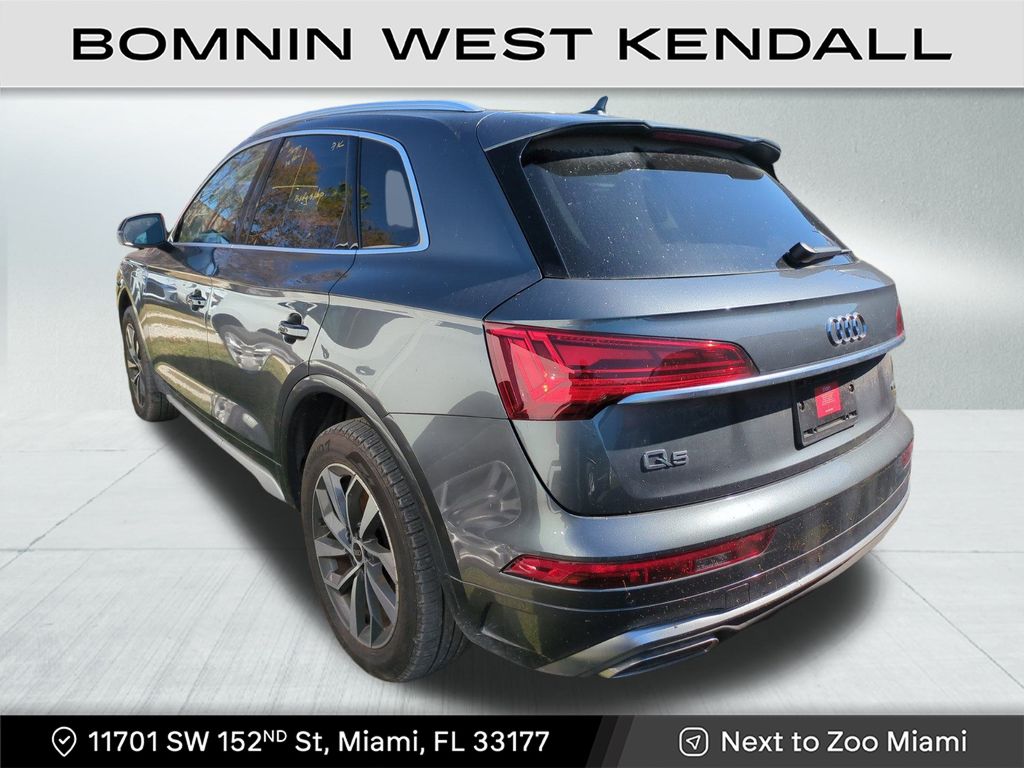 2023 Audi Q5 45 S line Premium photo 3