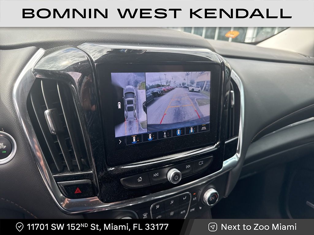 2021 Chevrolet Traverse RS photo 2