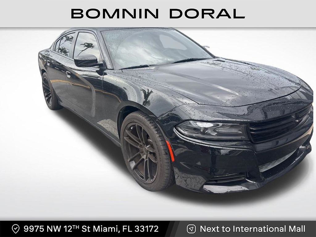 2020 Dodge Charger SXT's photo