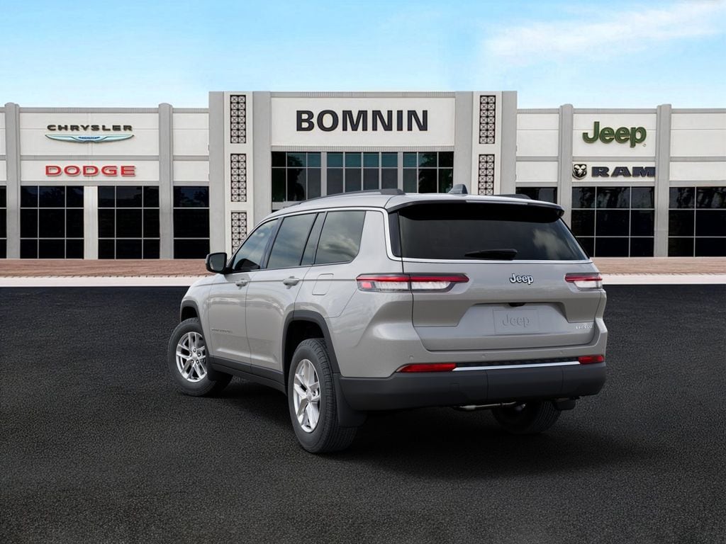 New 2025 Jeep Grand Cherokee L Laredo Sport Utility