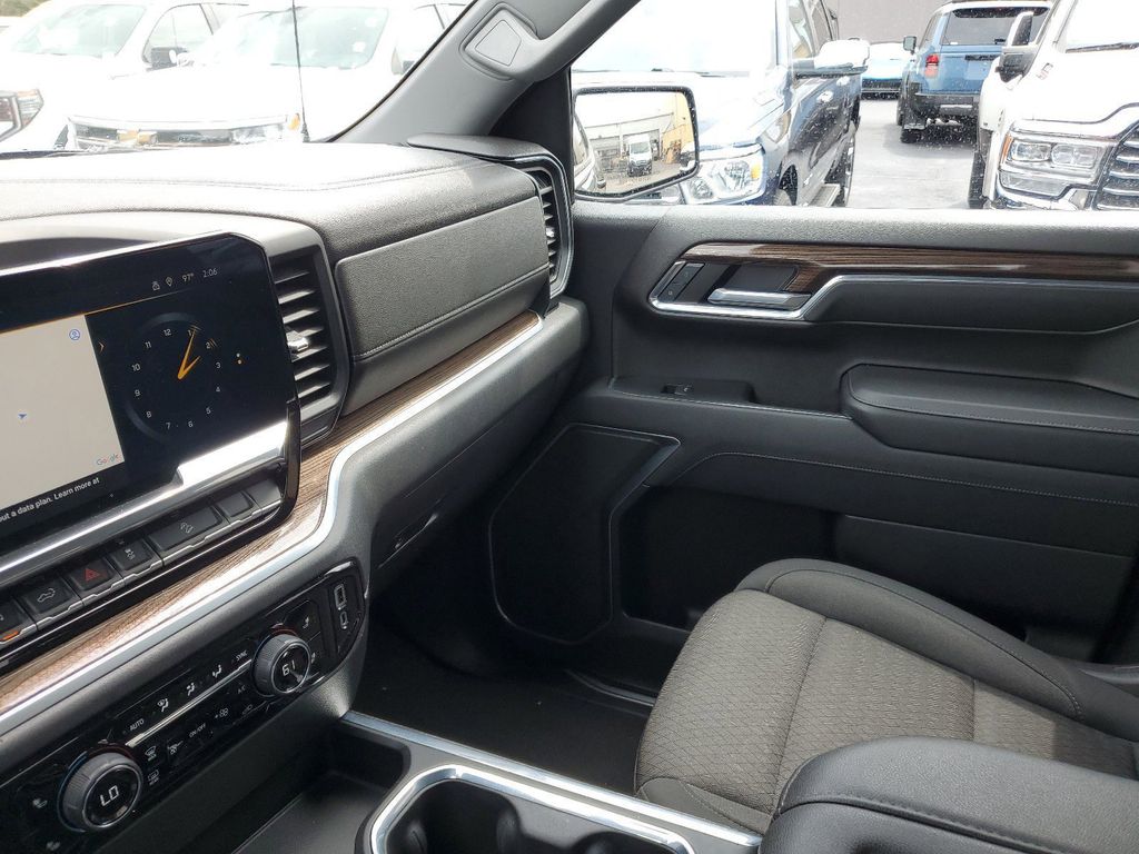 2022 Chevrolet Silverado 1500 LT Trail Boss - Photo 18