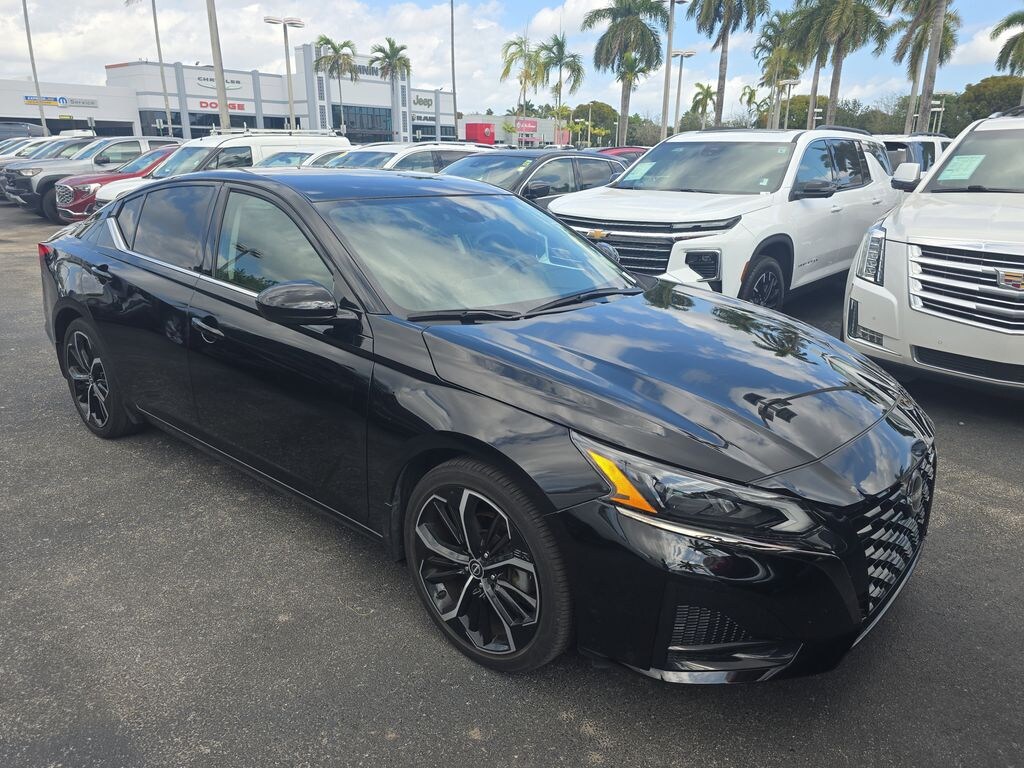 Used 2024 Nissan Altima 2.5 SR Sedan