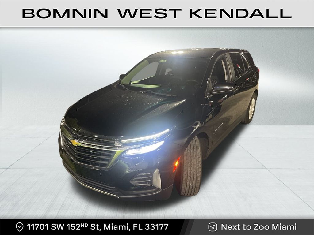2023 Chevrolet Equinox LT photo 2