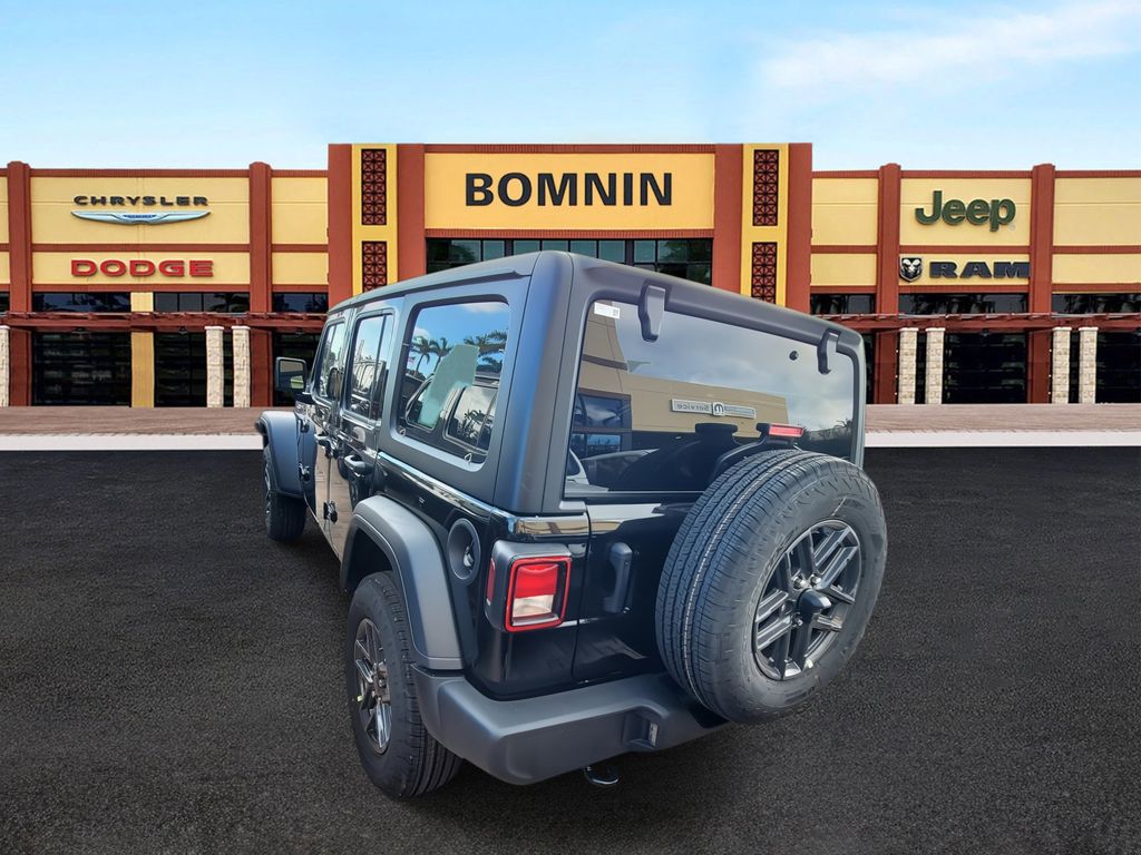 2025 Jeep Gladiator Sport photo 4
