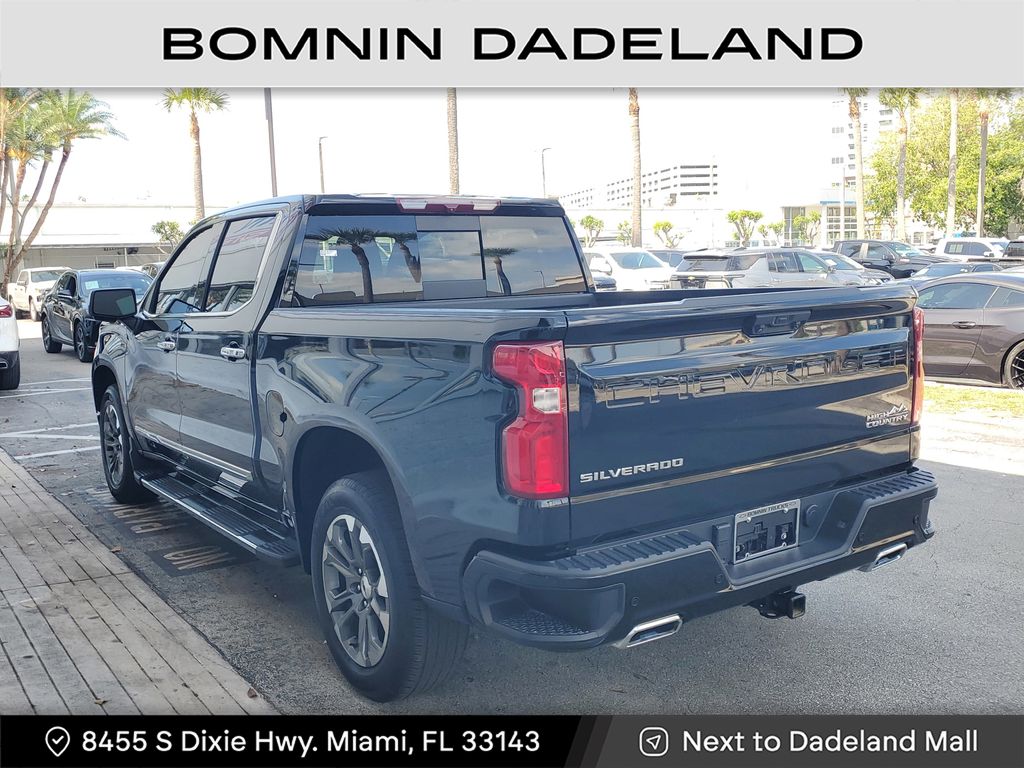 2023 Chevrolet Silverado 1500 High Country photo 3