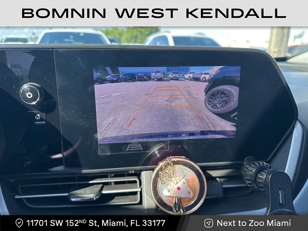2024 Chevrolet Trax LS photo 3