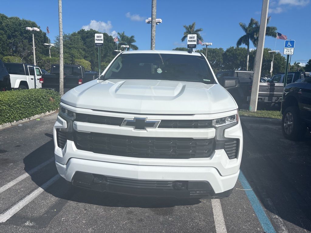 2022 Chevrolet Silverado 1500 RST photo 4