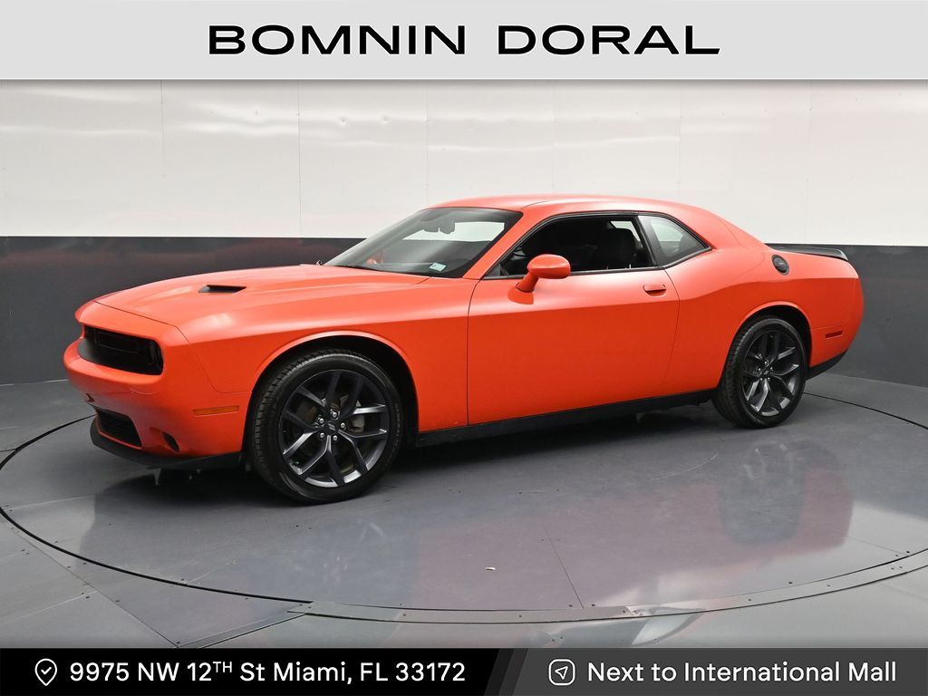 2021 Dodge Challenger SXT Auto's photo