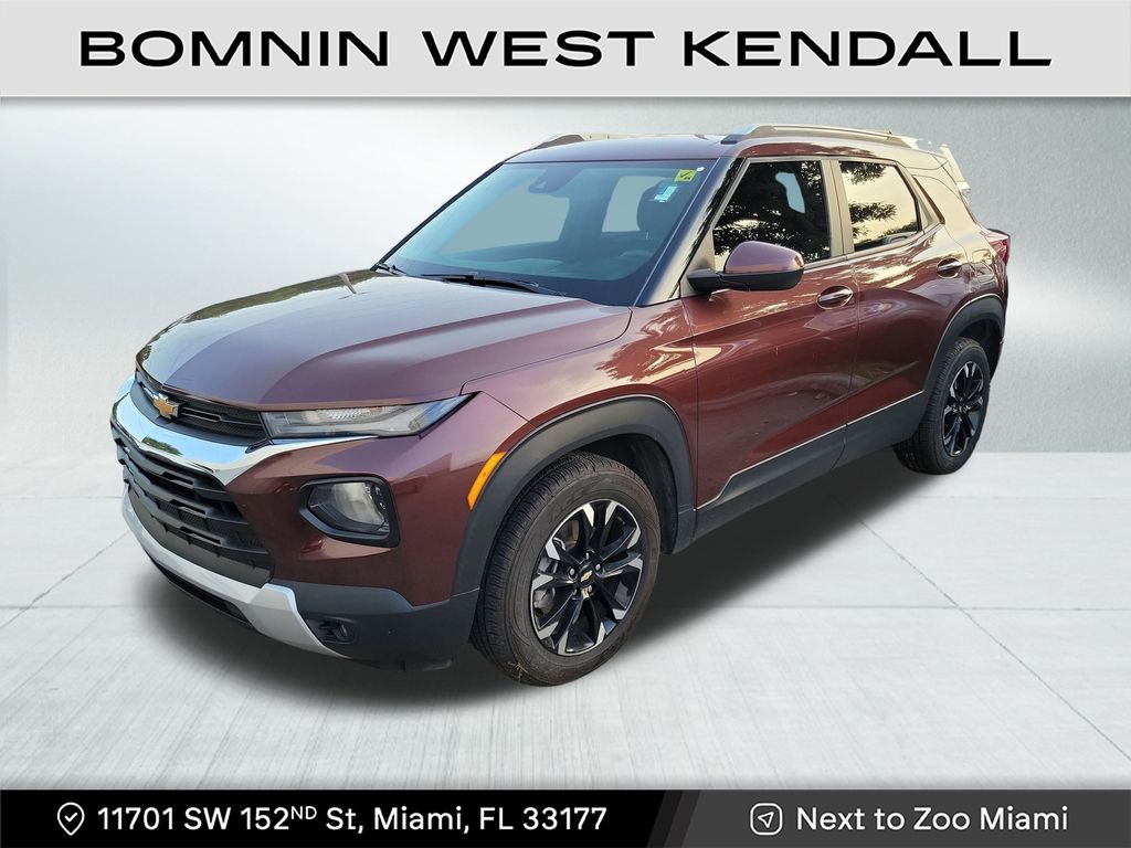 2022 Chevrolet Trailblazer LT photo 2
