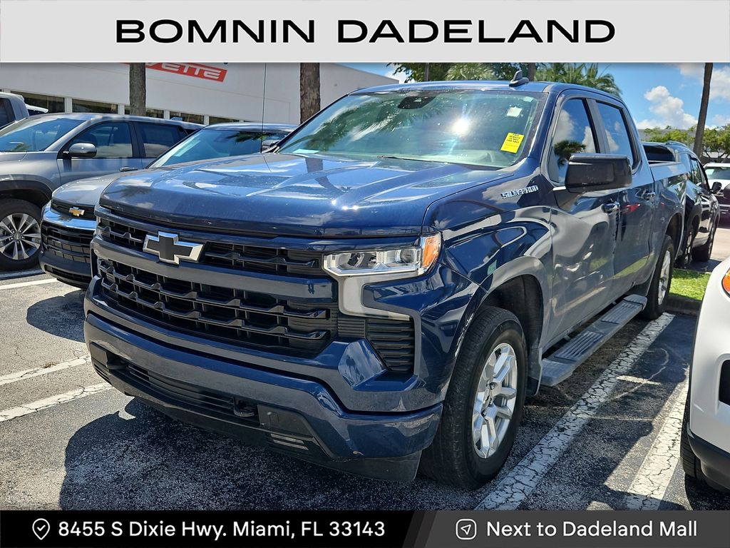 2023 Chevrolet Silverado 1500 RST photo 2
