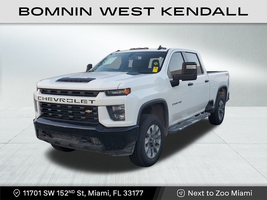 2023 Chevrolet Silverado 2500HD Custom photo 3