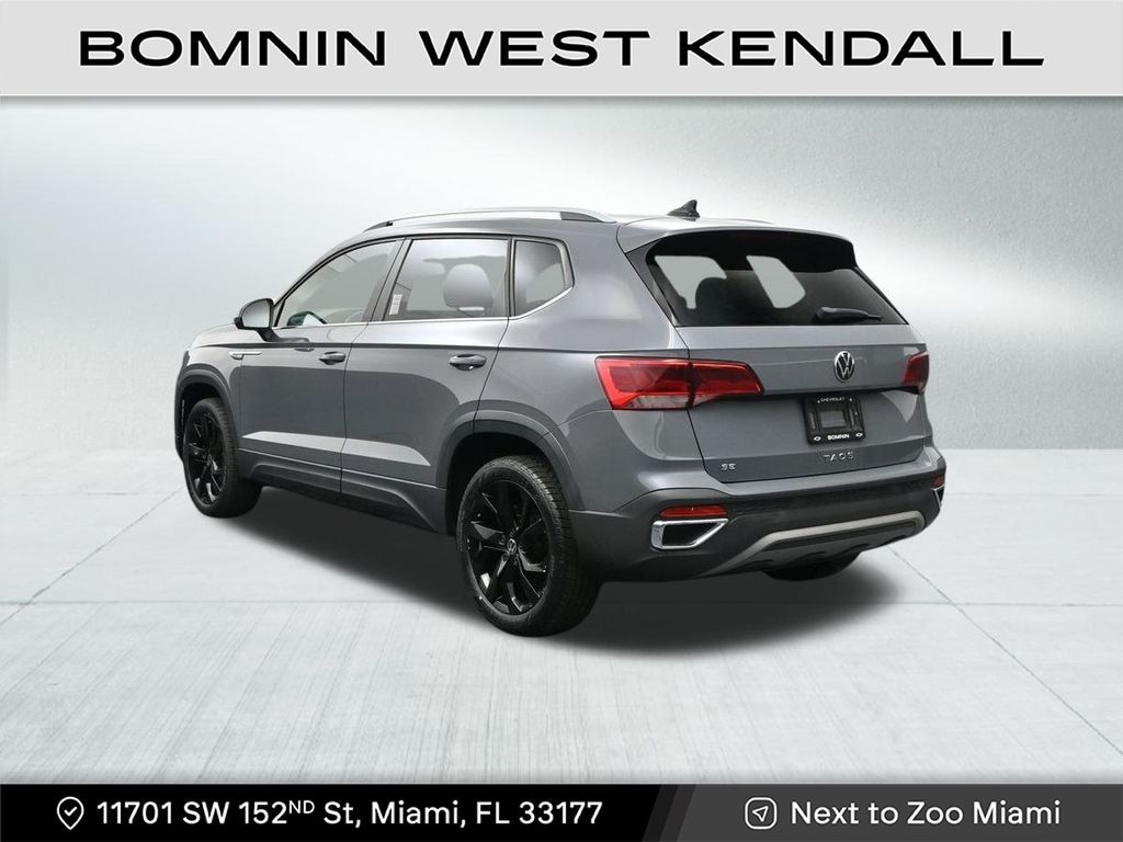 Used 2022 Volkswagen Taos 1.5T SE SUV