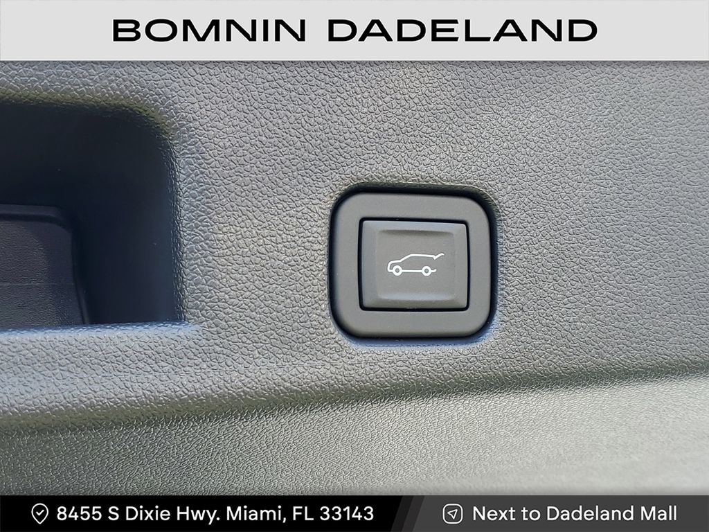 2025 Chevrolet Traverse 1LT photo 4