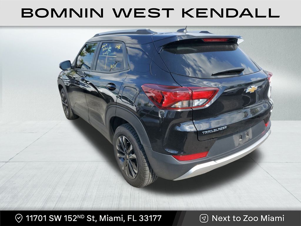 2022 Chevrolet Trailblazer LT photo 3
