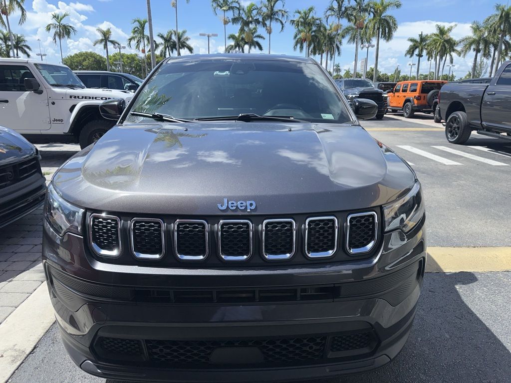 2023 Jeep Compass Sport photo 4