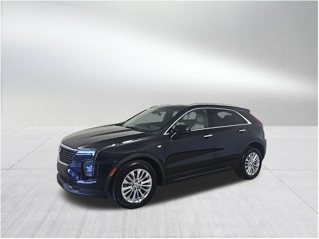 2024 Cadillac XT4 Luxury photo 2