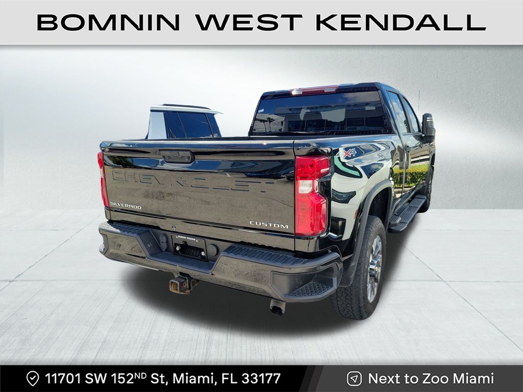 2023 Chevrolet Silverado 2500HD Custom photo 4