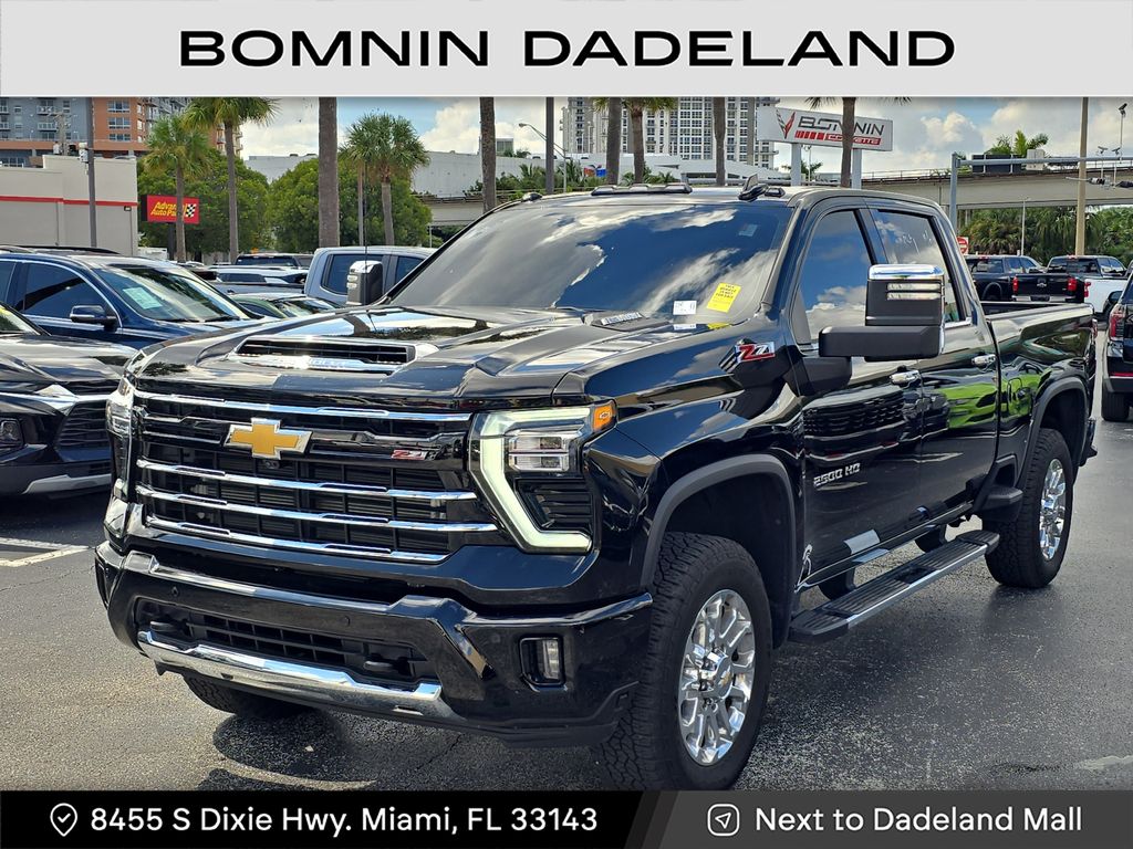 2025 Chevrolet Silverado 2500HD LTZ photo 2