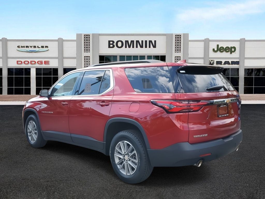 Used 2023 Chevrolet Traverse LT SUV