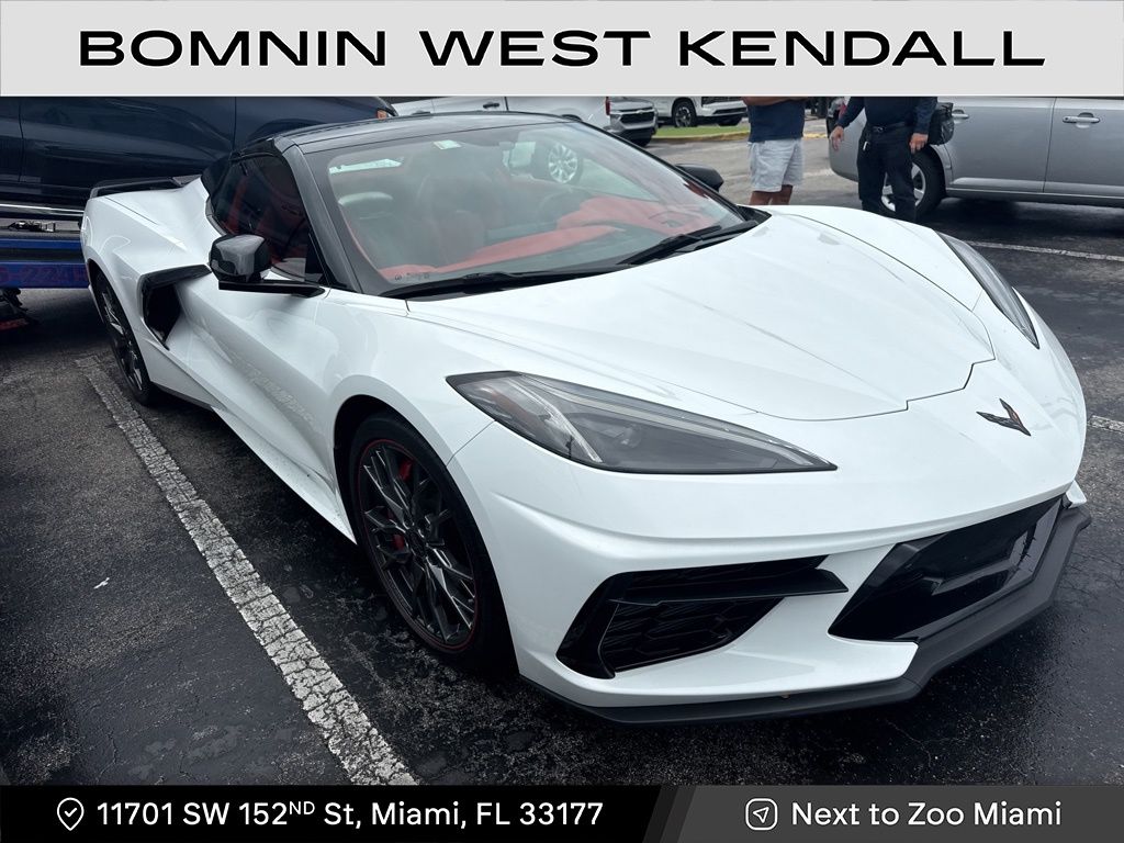 2023 Chevrolet Corvette Stingray 3LT photo 2