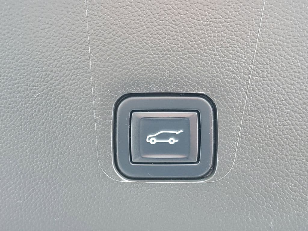 2022 Chevrolet Traverse 1LT - Photo 9