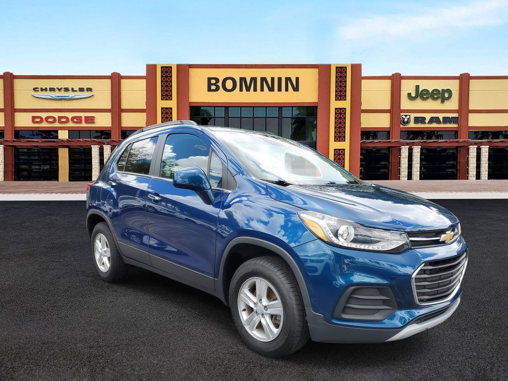 Used 2020 Chevrolet Trax LT with VIN 3GNCJPSB7LL194526 for sale in Miami, FL