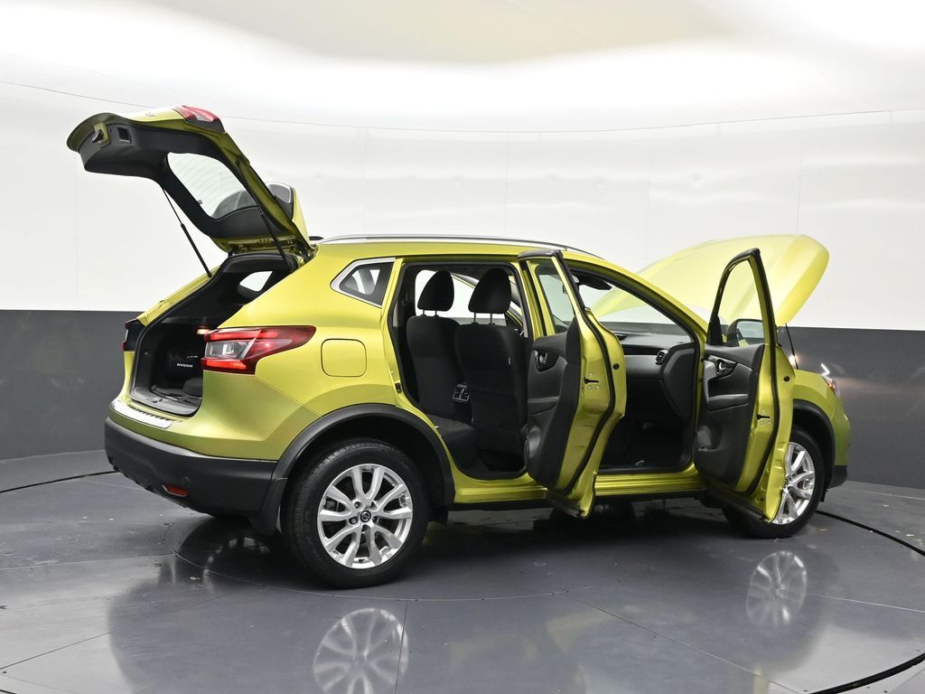 2021 Nissan Rogue Sport SV - Photo 31