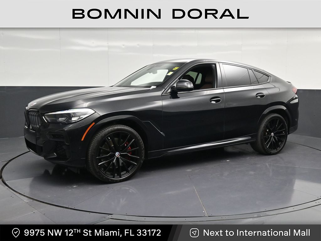 2023 BMW X6 M50i's photo