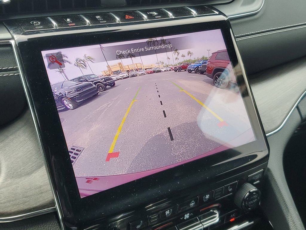 2024 Jeep Grand Cherokee Overland - Photo 21