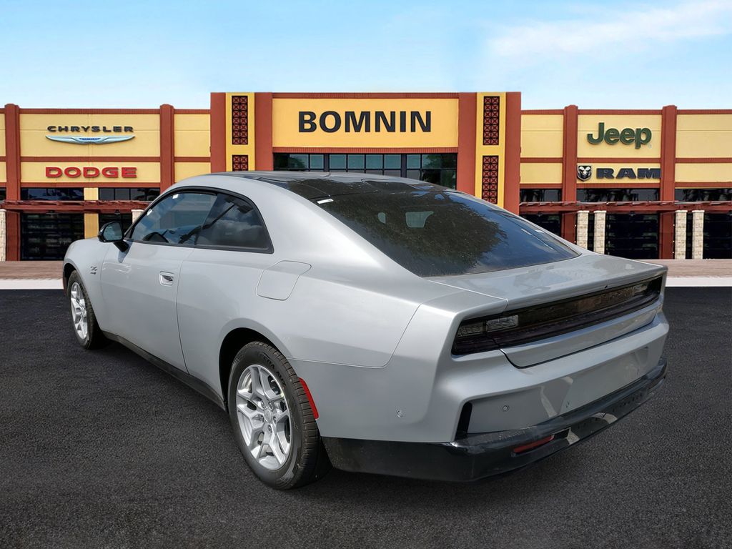 2025 Dodge Charger R/T photo 4