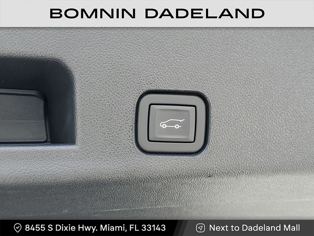 2024 Chevrolet Traverse 1LT photo 5