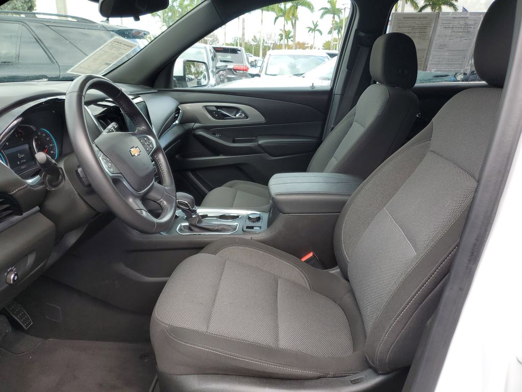 2022 Chevrolet Traverse 1LT - Photo 18