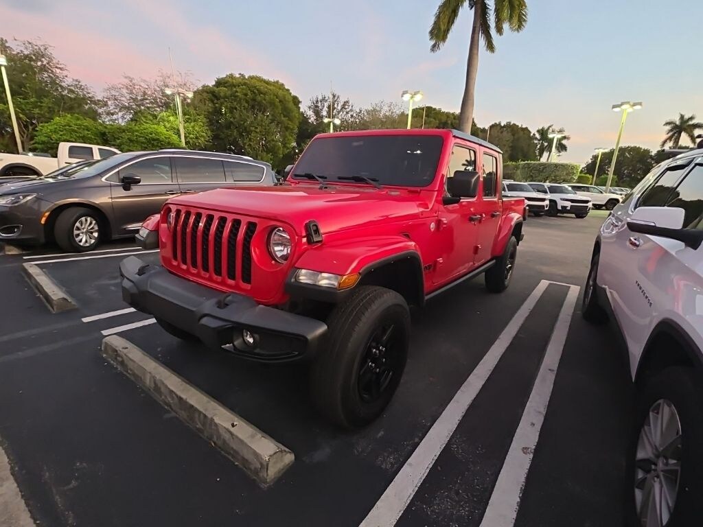 Used 2021 Jeep Gladiator Sport Truck