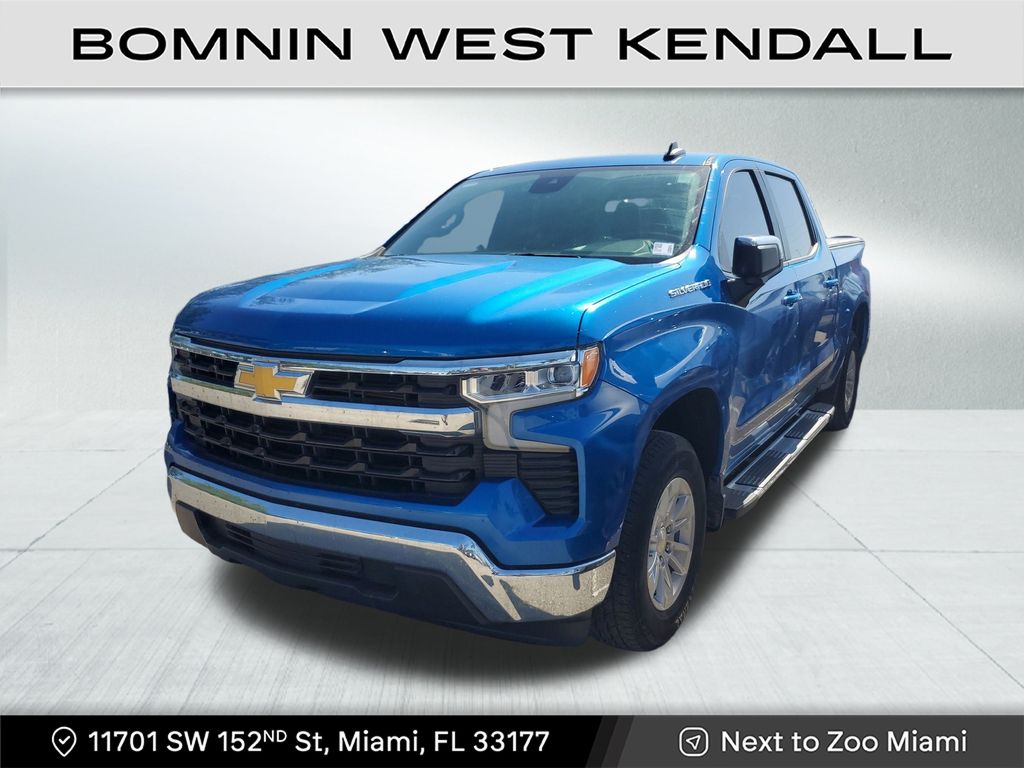 2023 Chevrolet Silverado 1500 LT photo 3