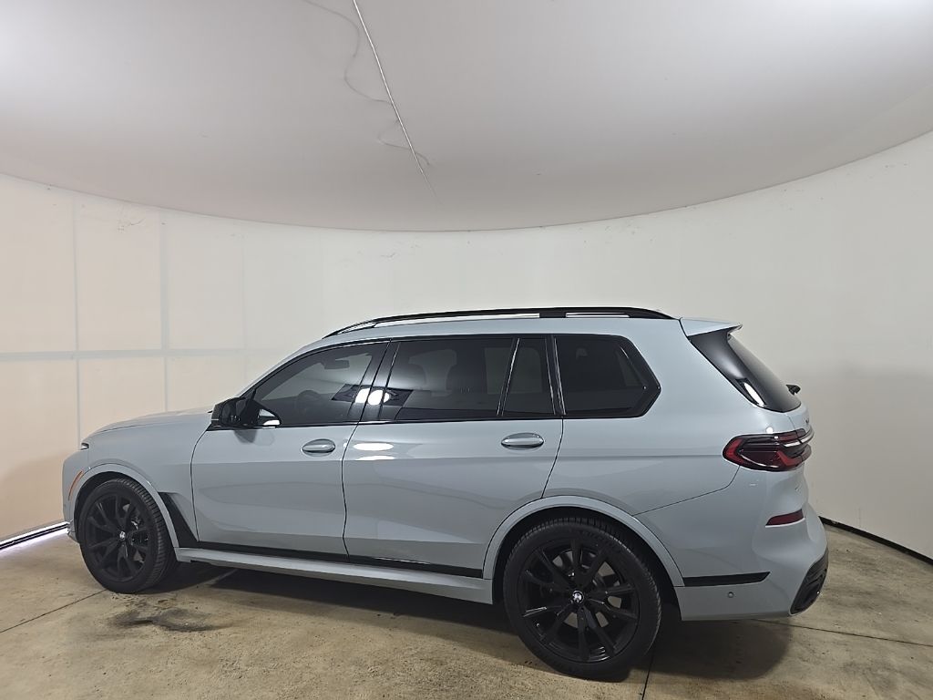 2023 Bmw X7 M60i photo 4