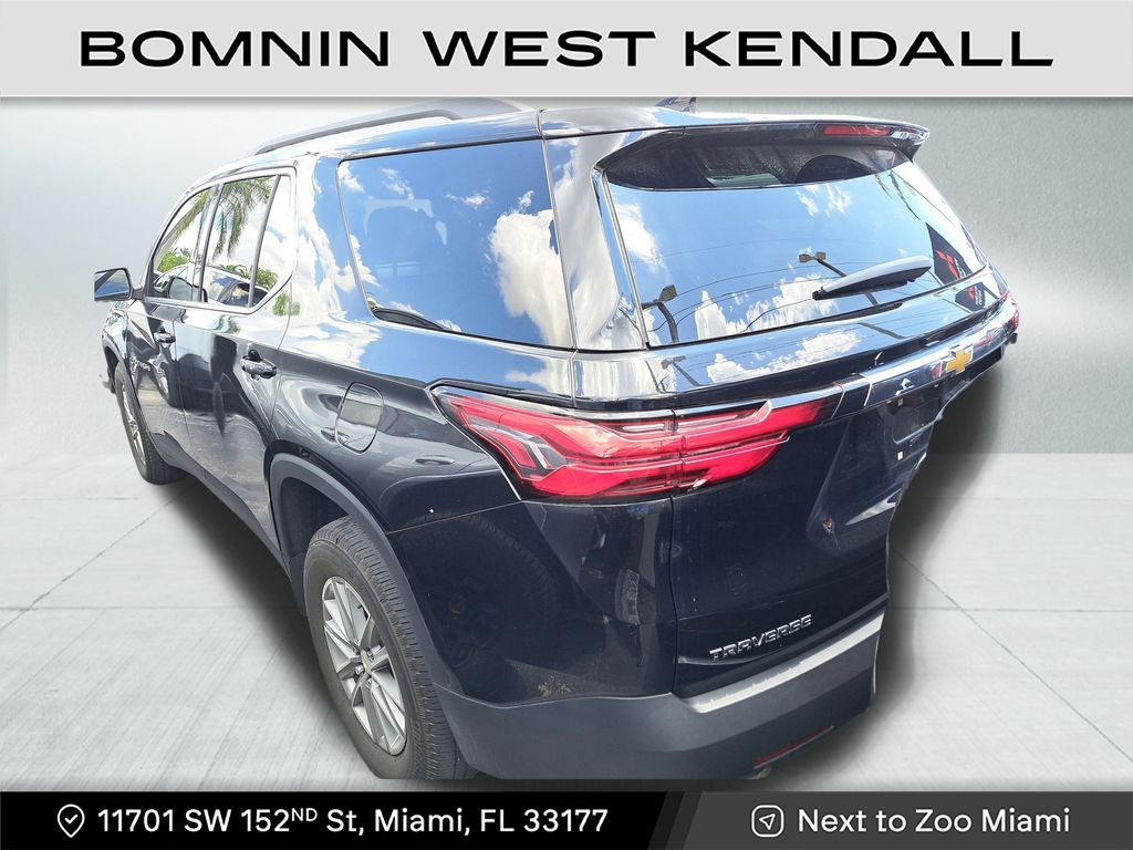 2023 Chevrolet Traverse Leather photo 3