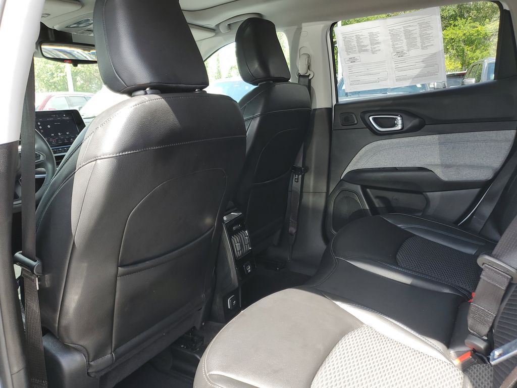 Image 9 of 2022 Jeep Compass Latitude SUV