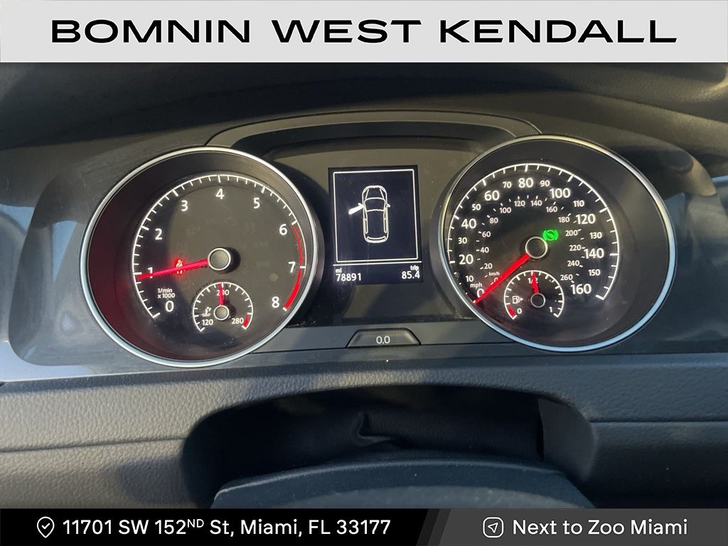 2018 Volkswagen Golf TSI SE photo 3