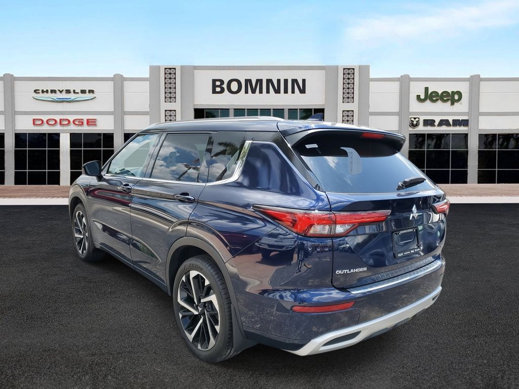 Used 2023 Mitsubishi Outlander SEL SUV