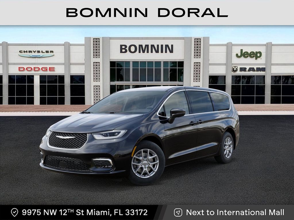 2026 Chrysler Pacifica Select's photo