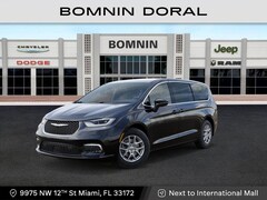 2026 Chrysler Pacifica Select Passenger Van