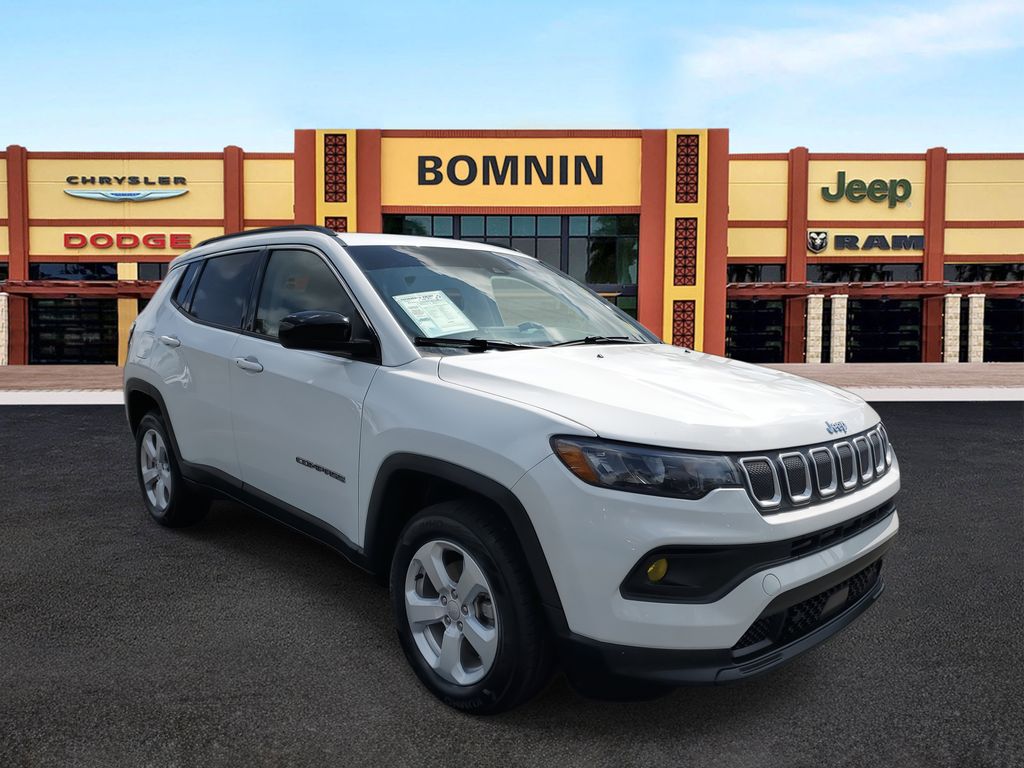 Image 2 of 2022 Jeep Compass Latitude SUV