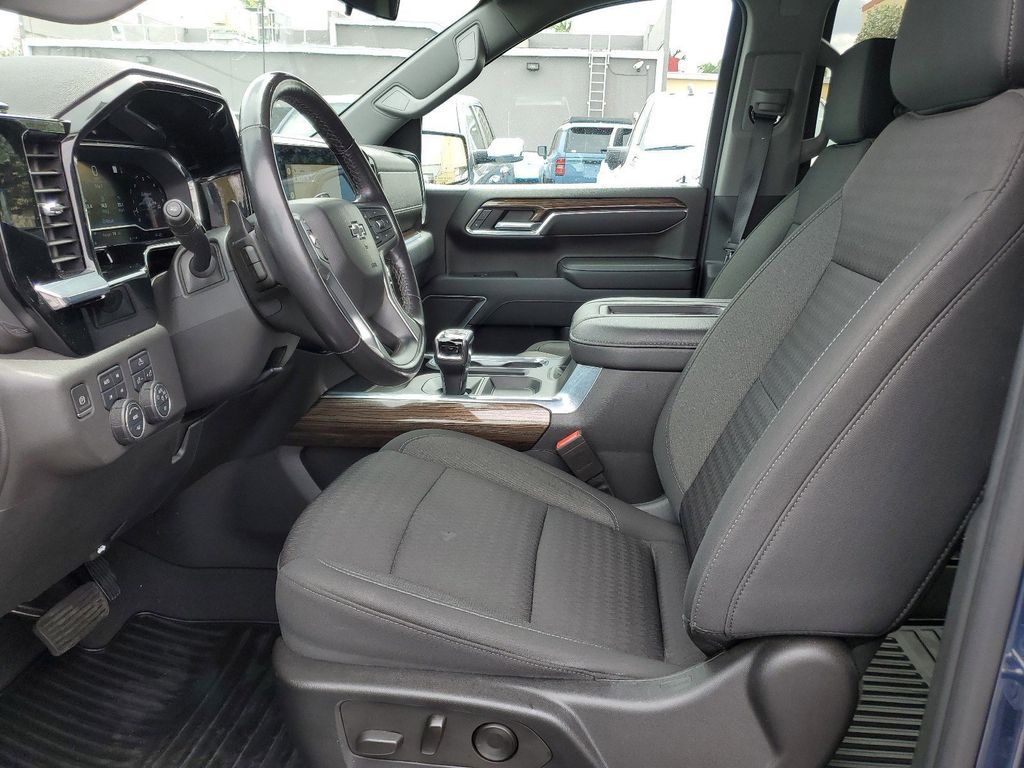 2022 Chevrolet Silverado 1500 LT Trail Boss - Photo 15
