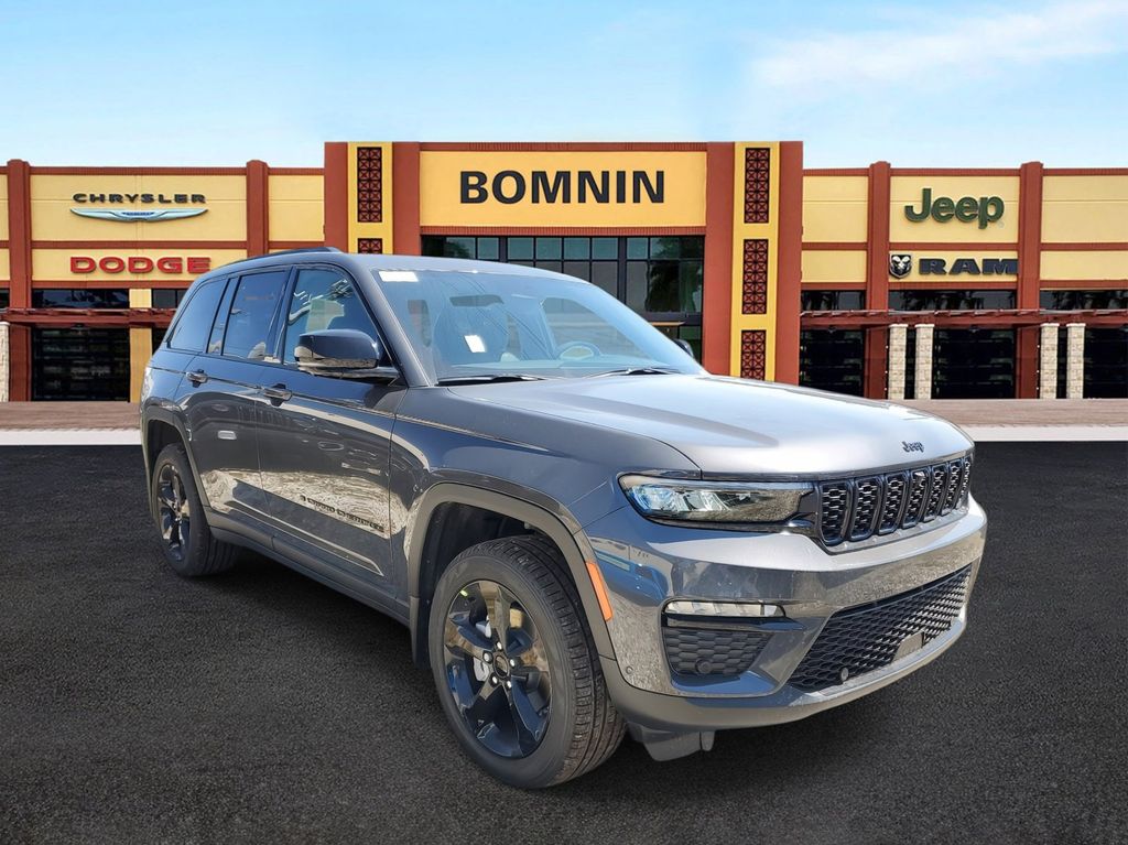 2025 Jeep Grand Cherokee Limited photo 2