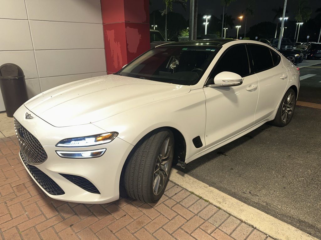 2022 GENESIS G70 Standard's photo