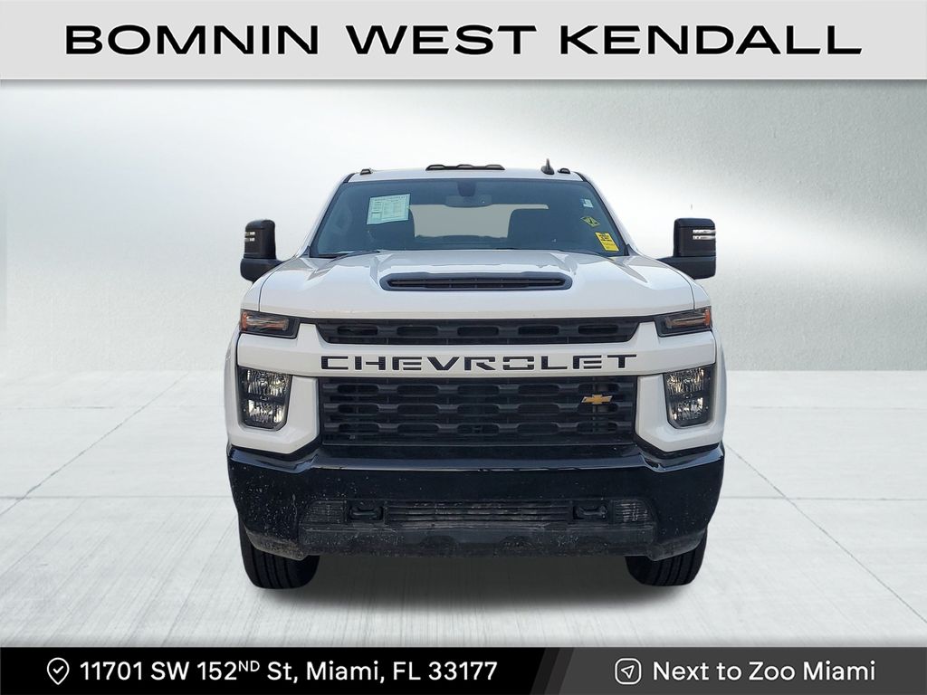 2023 Chevrolet Silverado 2500HD Custom photo 2