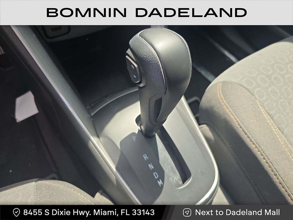 2022 Chevrolet Trax LS photo 18