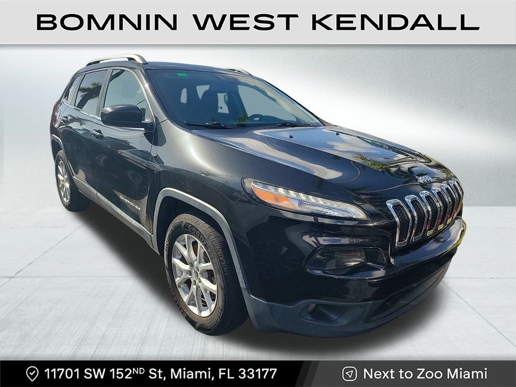 Used 2016 Jeep Cherokee Latitude SUV