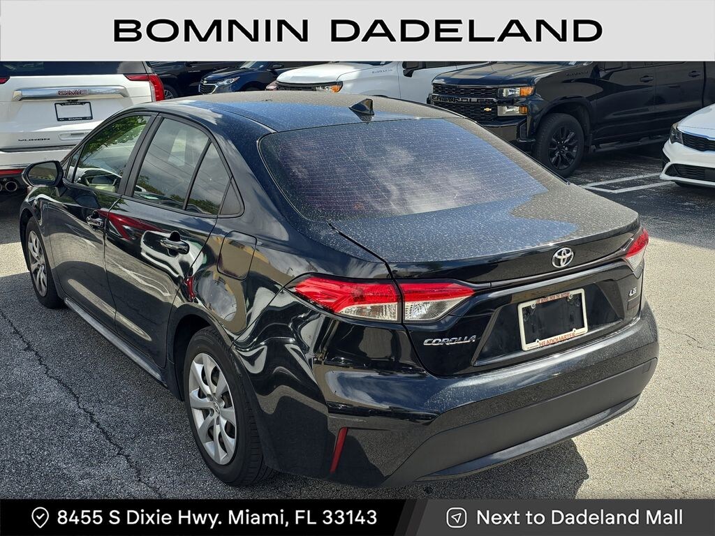 Used 2022 Toyota Corolla LE Sedan