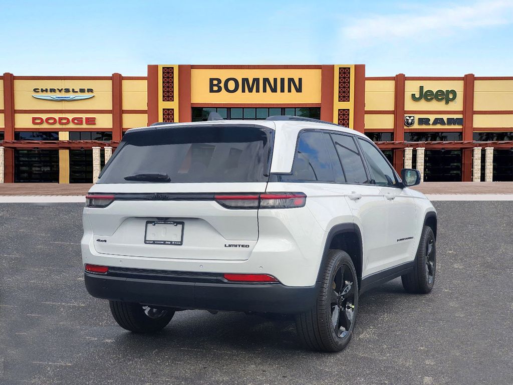 2025 Jeep Grand Cherokee Limited photo 4